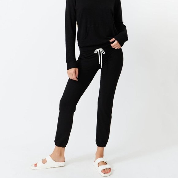Monrow Pants - NWT Monrow Supersoft Vintage Sweats in Black